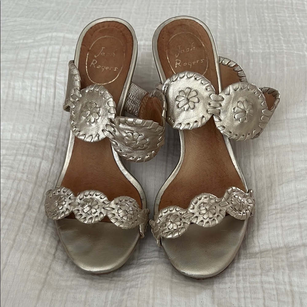 Jack Rogers Women's Silver wedge sandal